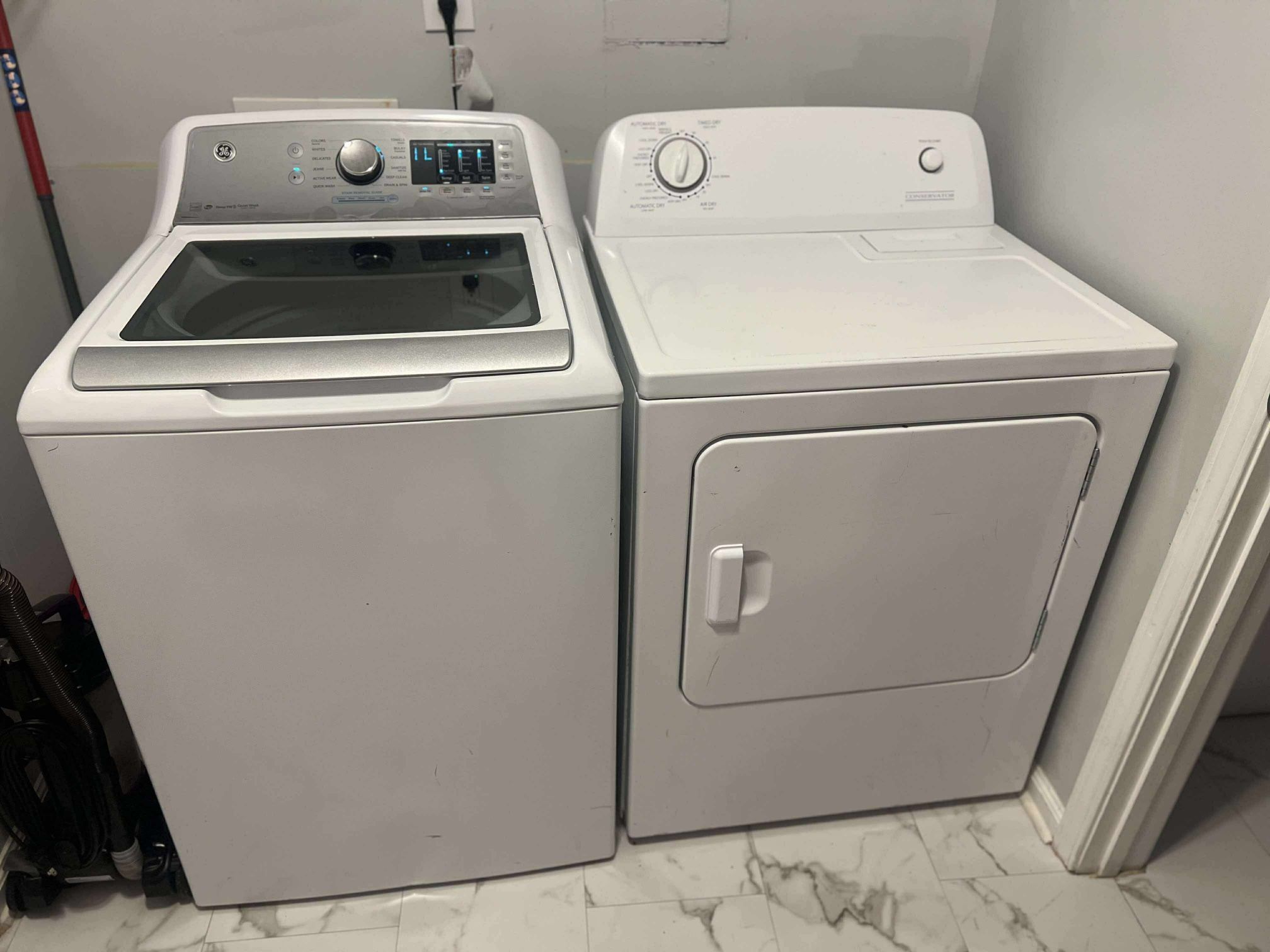 Washer And Dryer Set