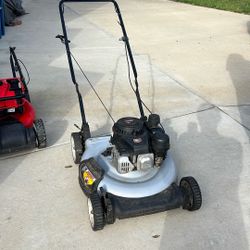 NICE PUSH MOWER