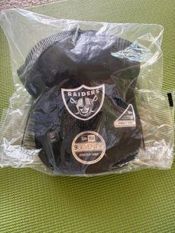 Brand New Unopened NFL Shop Las Vegas Raiders Men’s Cap, Authentic NFL Cap