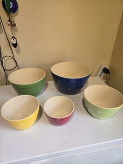Set of 5 Colorful Mixing Bowls