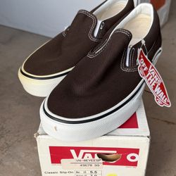 Brand New Vans Classic Slip on Shoes, Brown