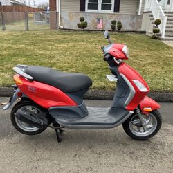 07 Piaggio Scooter