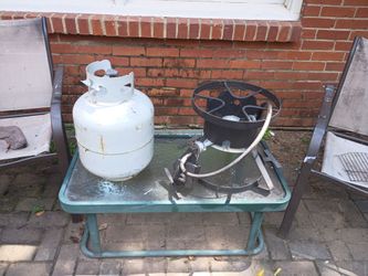 Outdoor high-pressure propane cooker ( With Full Propane Tank) For Sale .