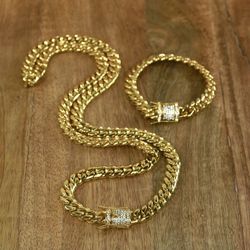 Miami Cuban Link 30 Inch Chain And 8.5 Inch Bracelet - STAINLESS STEEL ELECTROPLATED 