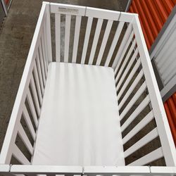 Folding Mini Crib w/ Mattress (Portable)