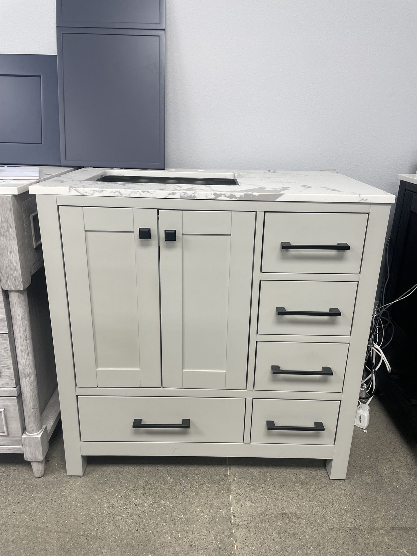 Bathroom vanity cabinet 36” solid mango Quartz top with sink and backsplash