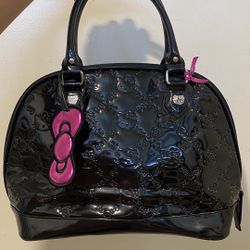 Hello Kitty Sanrio Patent Leather Embossed Bag (2012) 