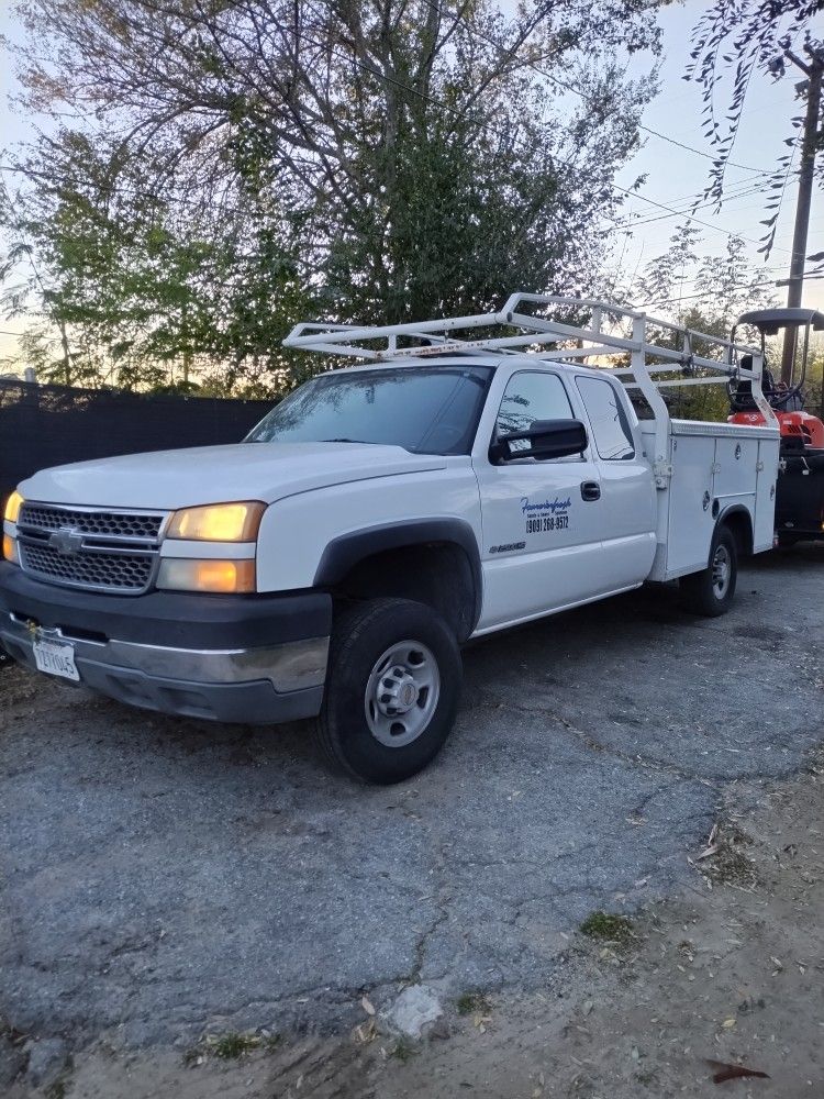 Chevy 2500 HD 