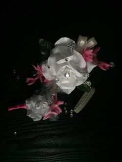 Corsage set
