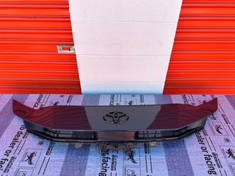 2025 -2026 Toyota Camry Front Upper Bumper Grille Molding Cover OEM