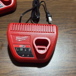 M 12 Charger 