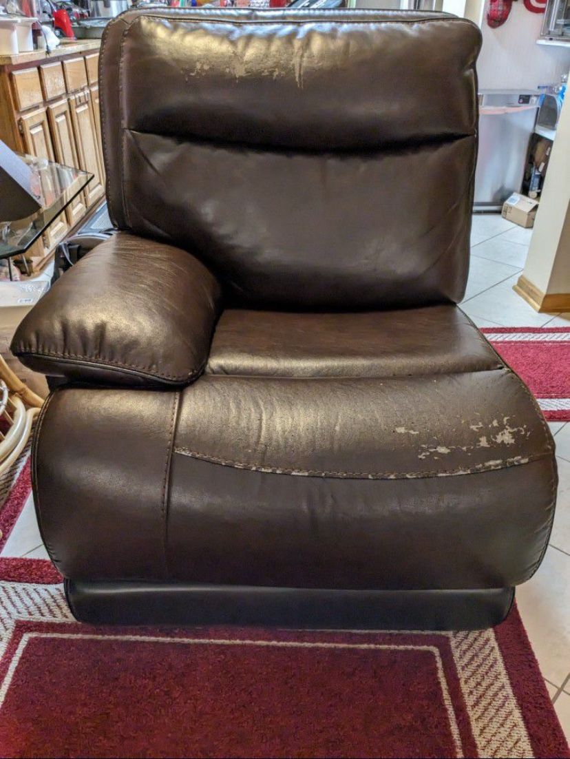 Recliner couch