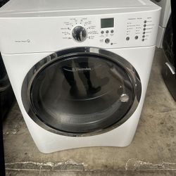 load dryer electrolux front 