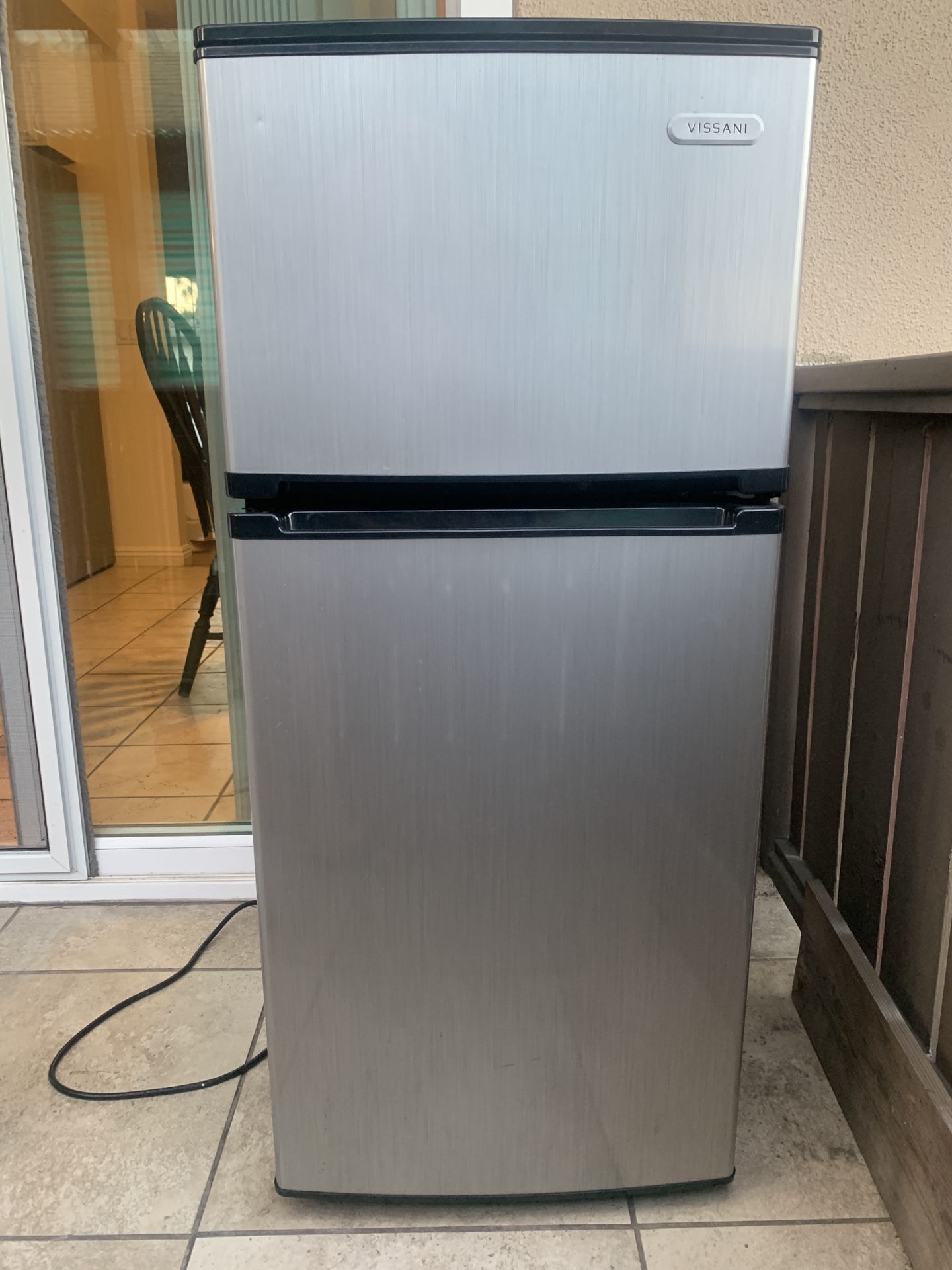Vissani 4.5 cu. ft. 2-Door Mini Refrigerator with Freezer
