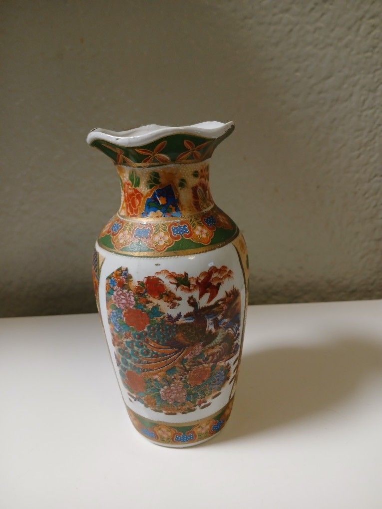 Small Peacock Satsuma Style Vase