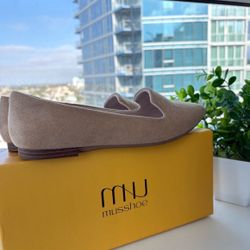 New Tan Suede Flats Classic Comfort Size 7