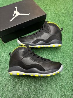 JORDAN 10 VENOM GREEN SIZE 10.5