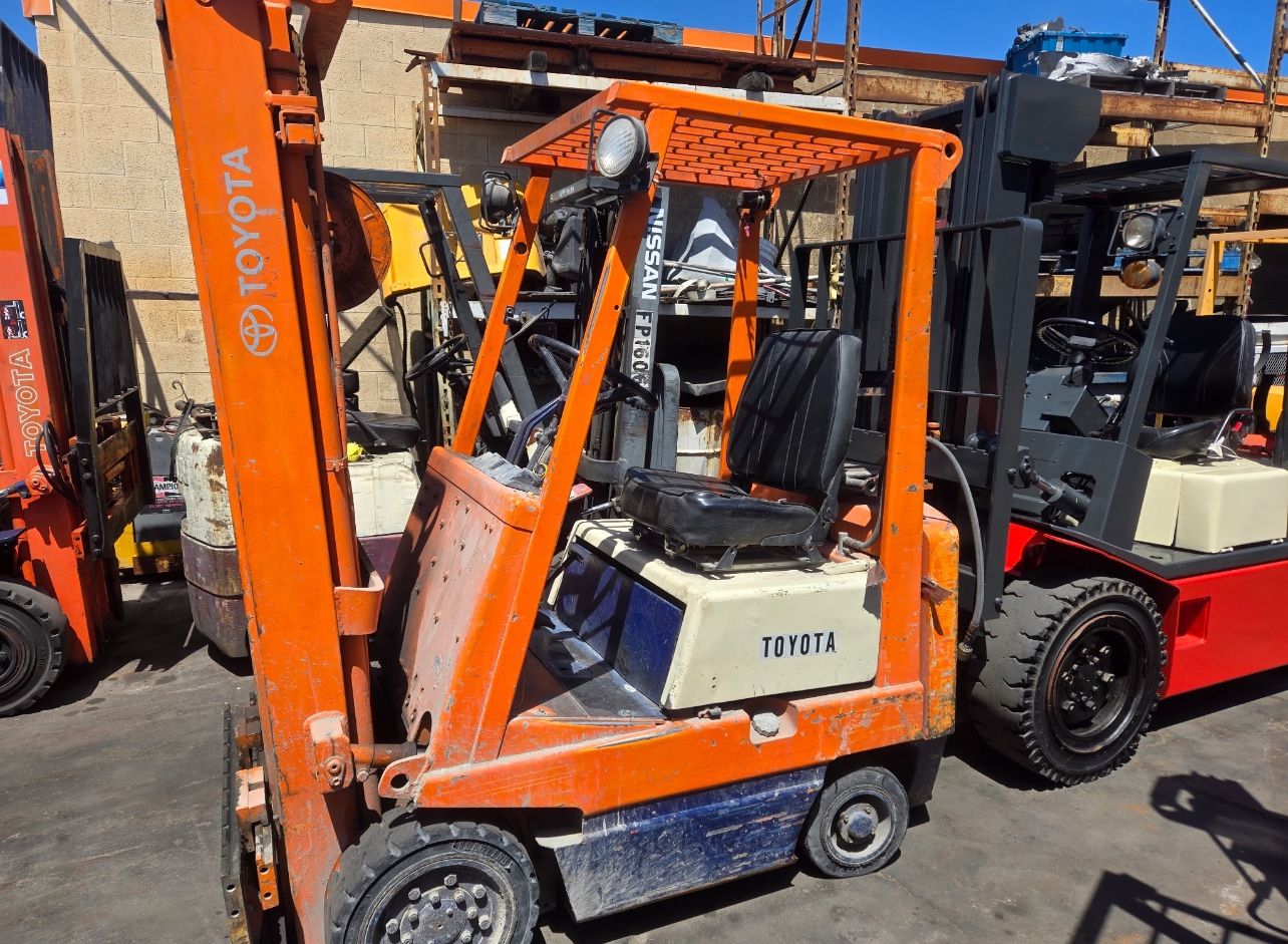 Toyota Forklift 3000 Lbs Triple Stage Side shifter