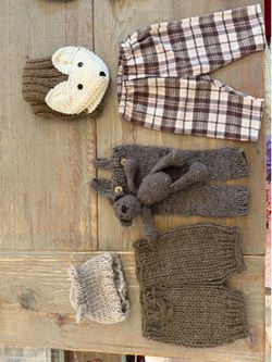 Newborn baby clothing/photo studio