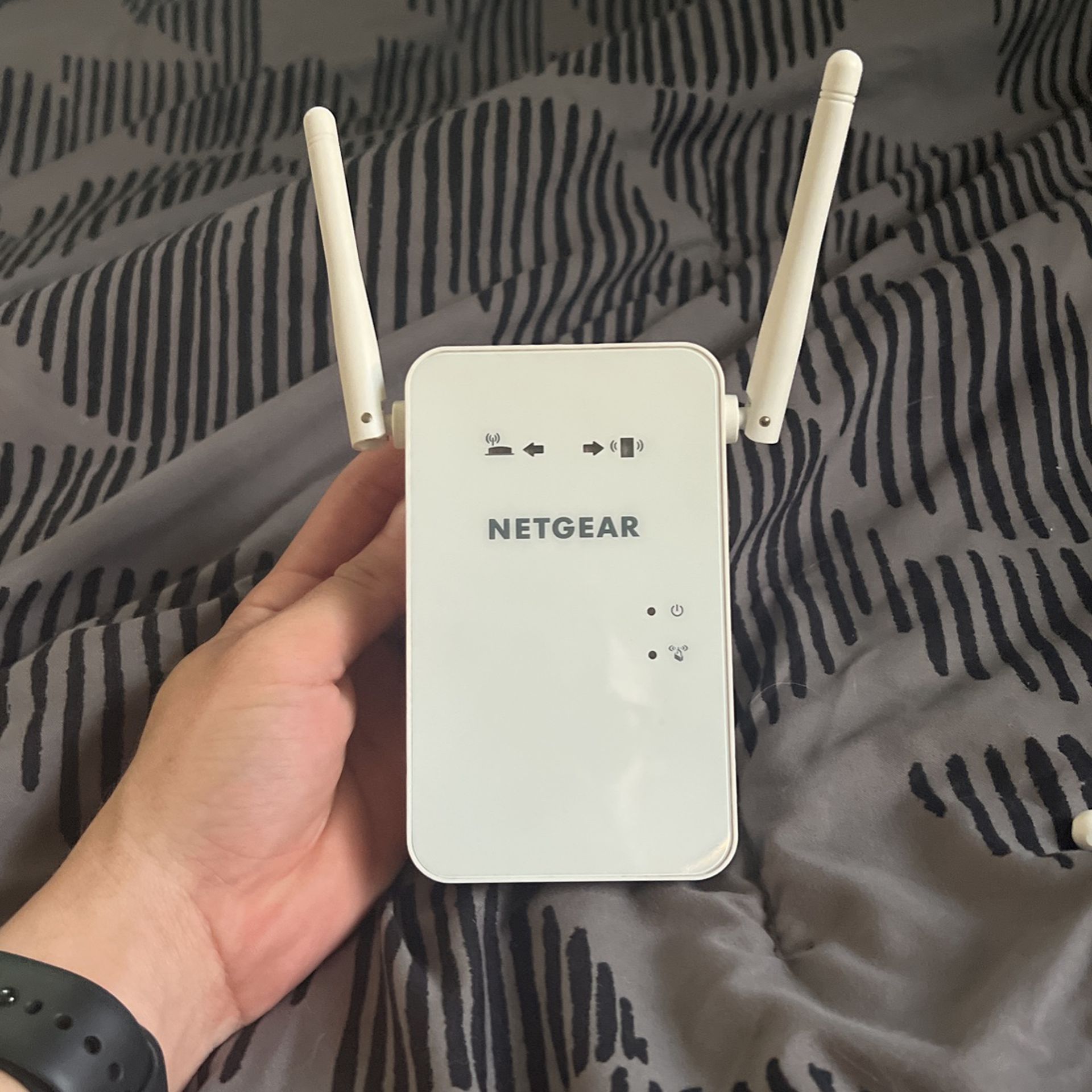 Net gear Wi-Fi Range Extender