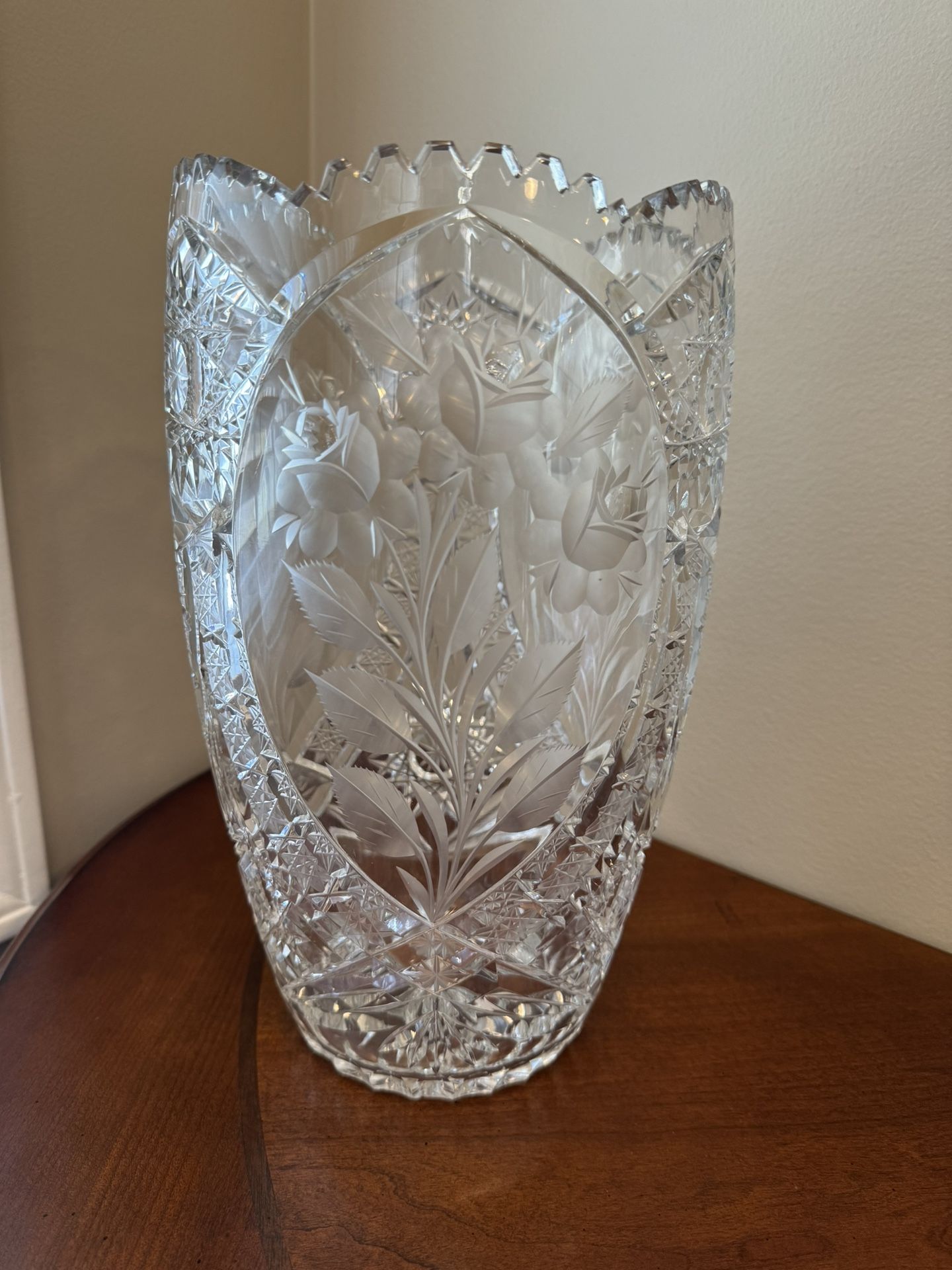 Detailed Vintage Large Crystal Flower Vase 12” Tall X 6.75” Wide With Beautiful Roses And Zigzag Edge