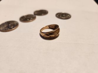 14k solid gold ring