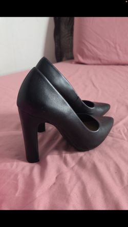 woman’s dress shoes