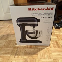 KitchenAid - 5.5 Quart Bowl-Lift StandMixer - Ink Blue (New)