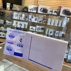 15inch MacBook Air M3 / 16gb Ram / 1TB SSD