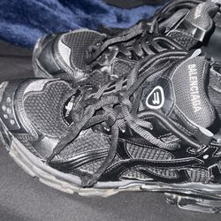 Balenciaga runner