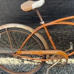 63 Schwinn typhoon complete , some rust (Chicago)