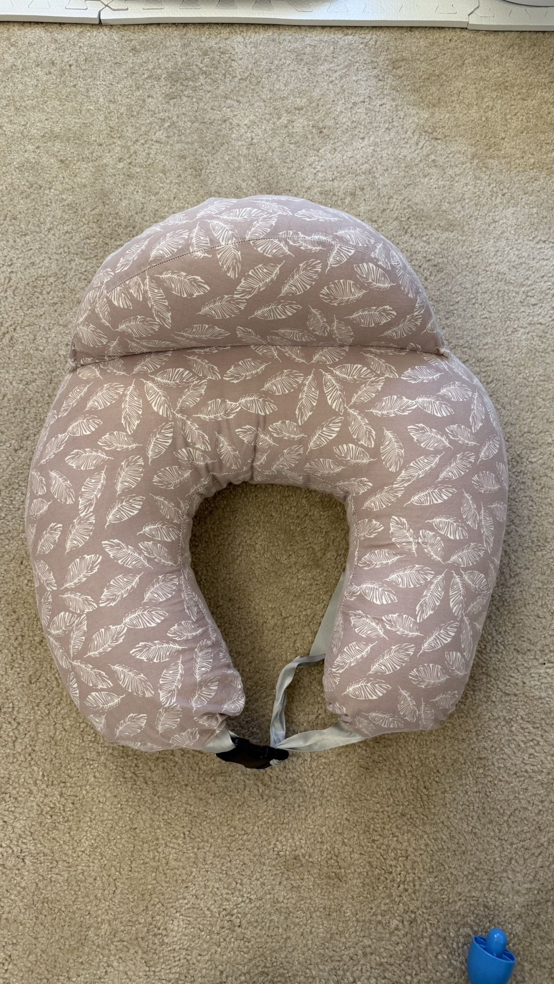 Nursing pillow