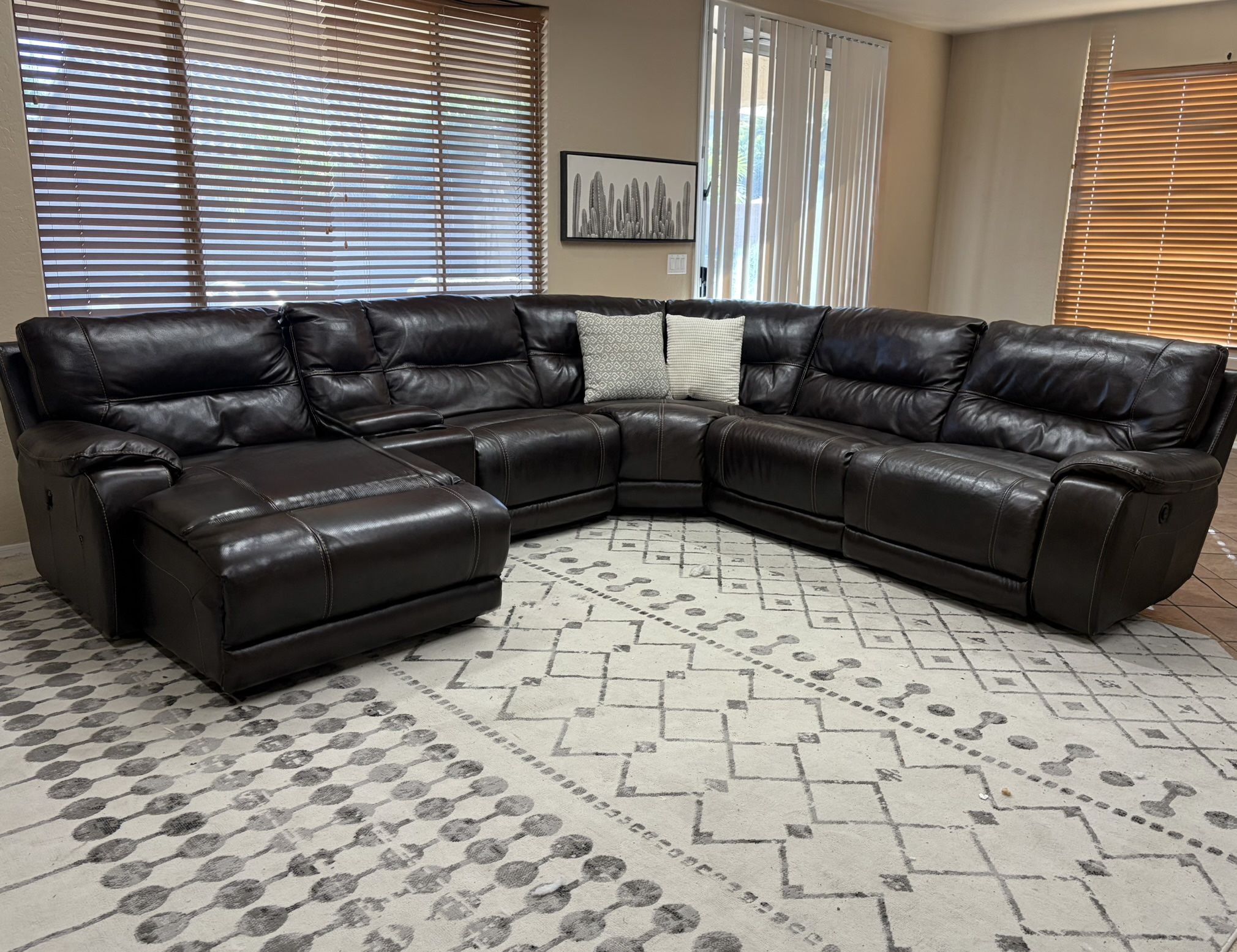 6pc Leather Reclining Sectional W Chaise