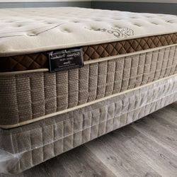 King Organic Cloud Edition Europillow Top 12inch Mattress!!