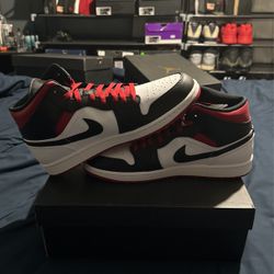 Air Jordan 1 Mid White/Gym-Red-Black