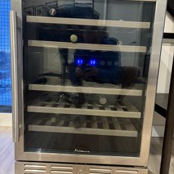Kalamera Dual-Zone Wine Refrigerator – Excellent Condition