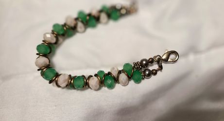Green and White Crystal Beaded Bracelet