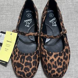 Art Class Leopard Print Mary Jane Flats with Strap Size 3Y NWT