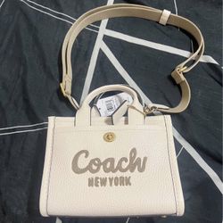 Coach Pebble Leather Cargo Tote 20 In Chalk