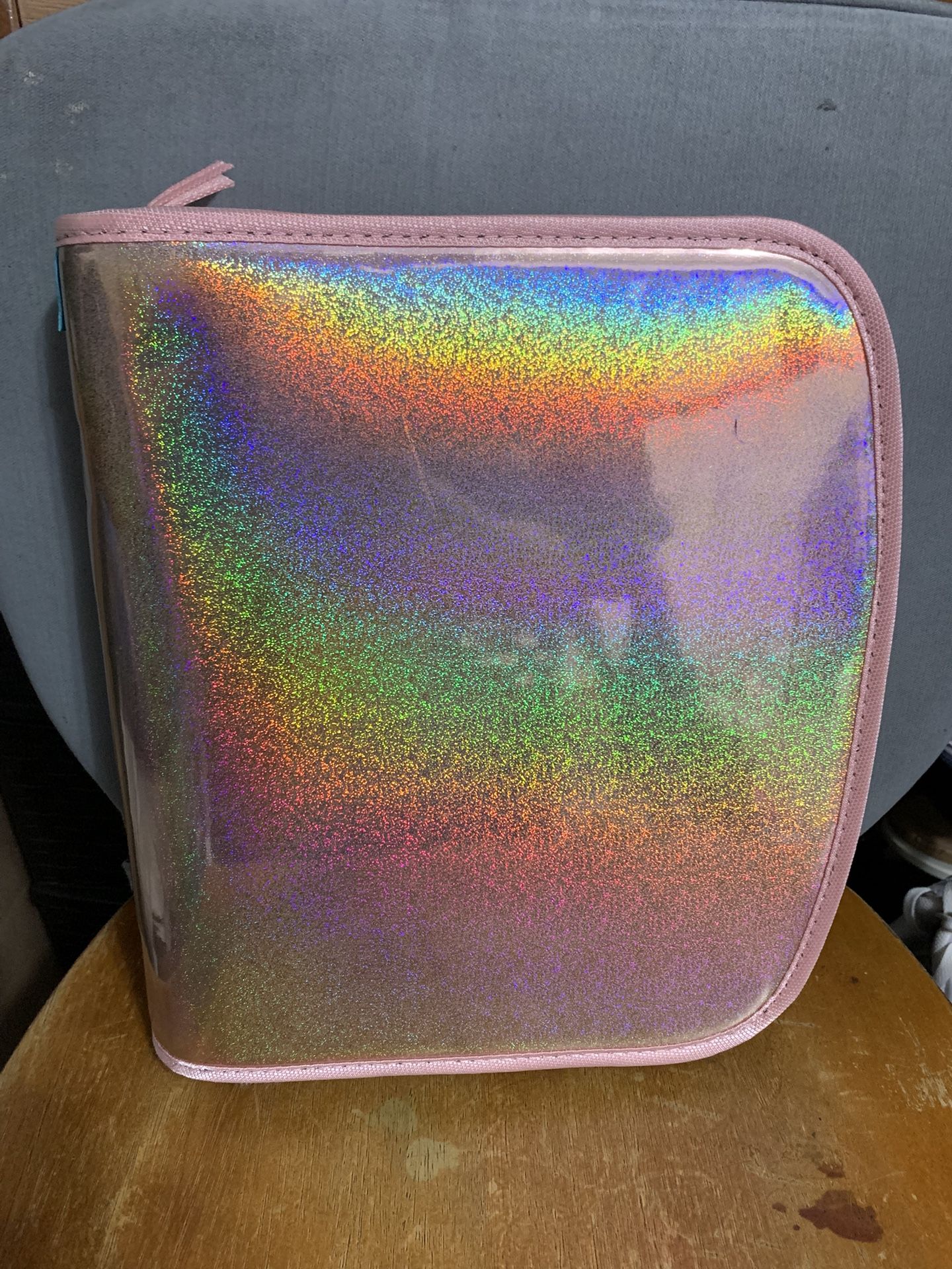 Binder With Zipper
