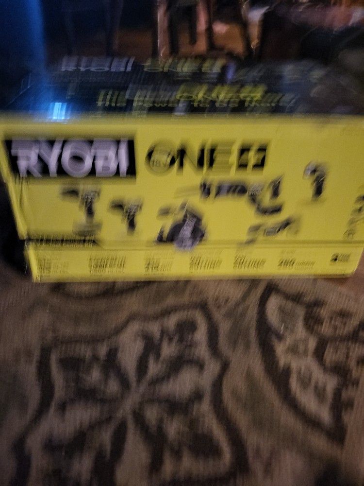 Ryobi 6 PC Power Tool Set