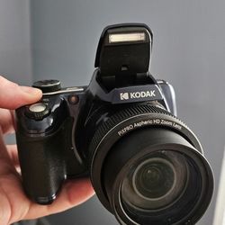 KODAK PIXPRO AZ528 Astro Zoom