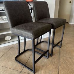 Counter Stools 