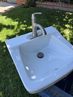 Bathroom sink