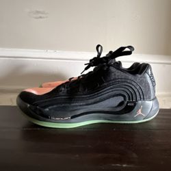 Jordan Luka 4 (safari) Size 9.5m Basketball Shoes