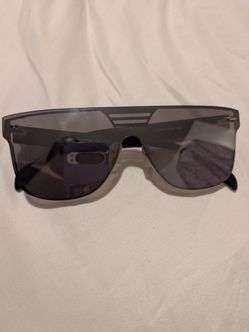 PRIVÉ The Rockstar Men's Oversized Shield Sunglasses Black/Gray Tinted