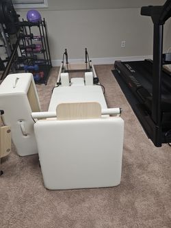 2025 New Personal Hour Jane Elite 2.0 Foldable Wood Frame Reformer - Ansonia, CT