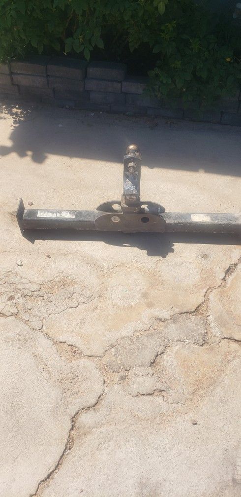hauling bracket for truck or van