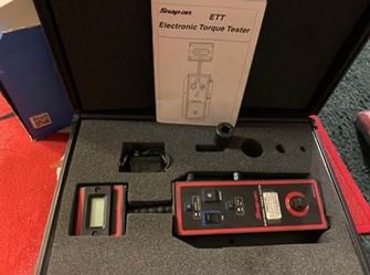 Snap-on electric torque calibrator