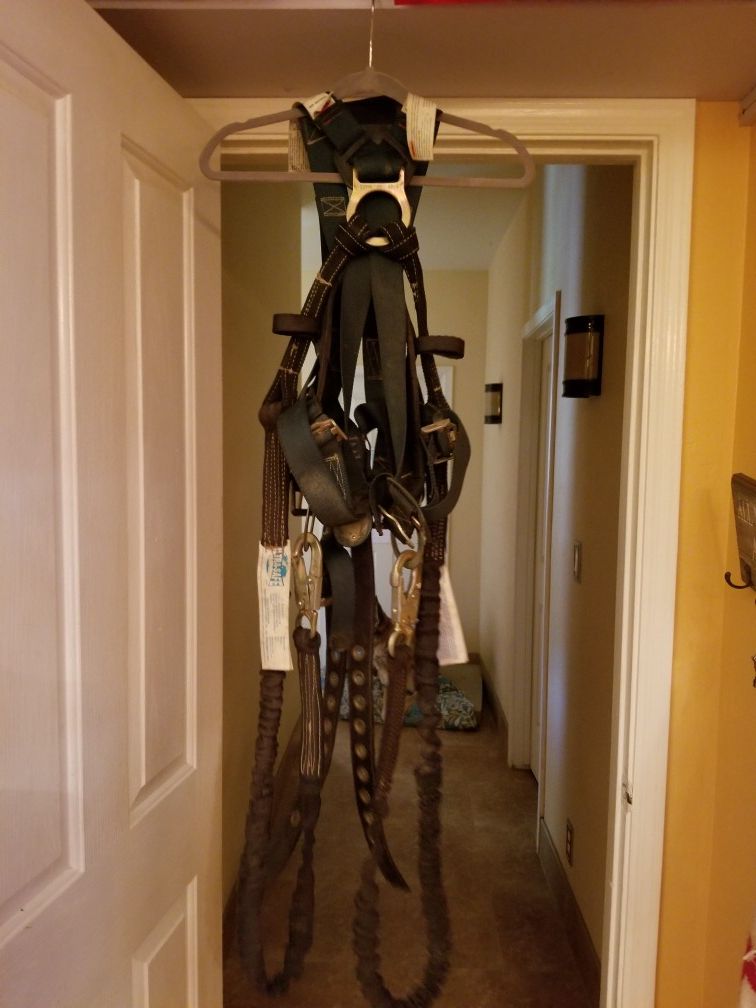 Fall Tech Foreman Harnesses